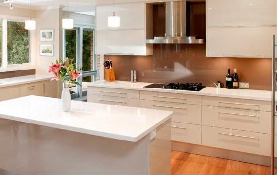 廚房里櫥柜怎么清潔和保養(yǎng)？