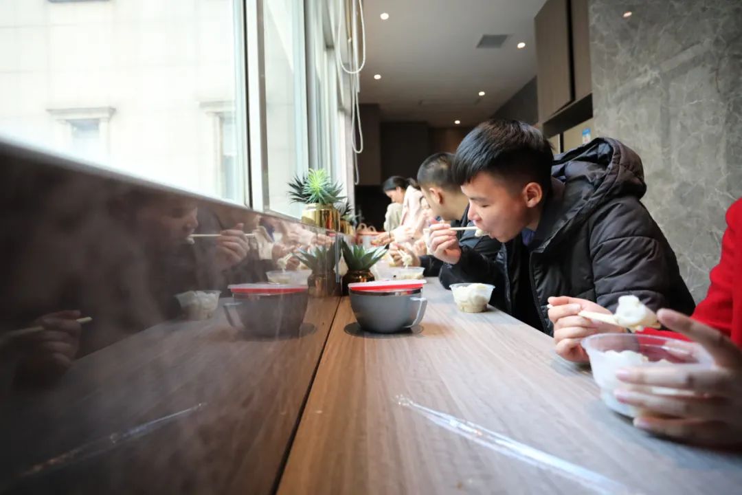 冬至丨溫暖如約而至，平安順遂！